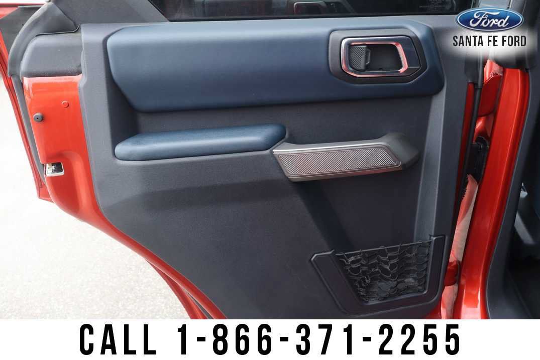Used 2022 Ford Bronco Outer Banks AWD/4WD image 17