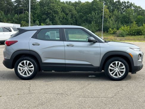 Certified 2023 Chevrolet TrailBlazer LS FWD image 39