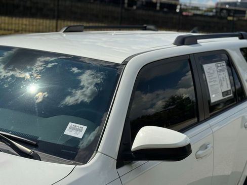 Used 2020 Toyota 4Runner TRD Off-Road image 10