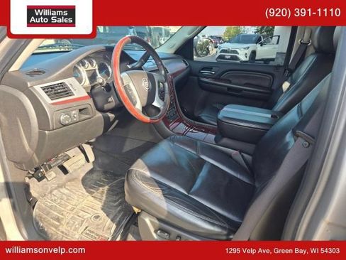 Used 2009 Cadillac Escalade EXT AWD/4WD image 12