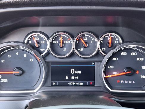 Used 2021 Chevrolet Silverado 1500 LT Trail Boss w/ LPO, Dark Essentials Package AWD/4WD image 7