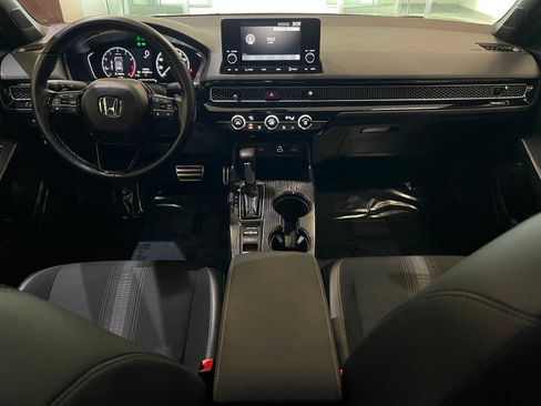 Used 2024 Honda Civic Sport image 10
