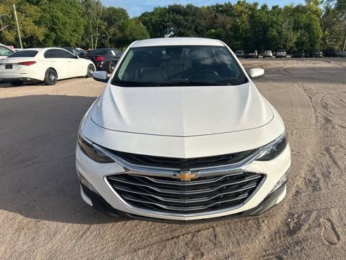 Used 2025 Chevrolet Malibu LT image 14