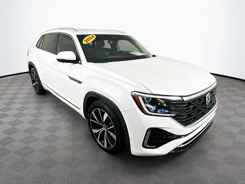Used 2024 Volkswagen Atlas Cross Sport SEL Premium R-Line AWD/4WD image 3