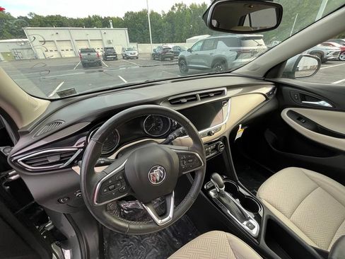 Used 2023 Buick Encore GX Essence w/ Experience Buick Package FWD image 7
