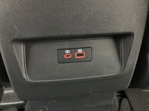 Used 2024 Nissan Frontier SV image 38