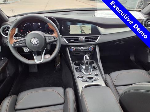 New 2025 Alfa Romeo Giulia Intensa w/ Driving Assist Package image 13