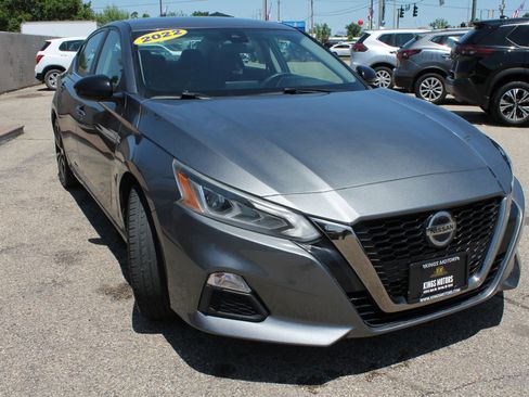 Used 2022 Nissan Altima 2.5 SR FWD image 7