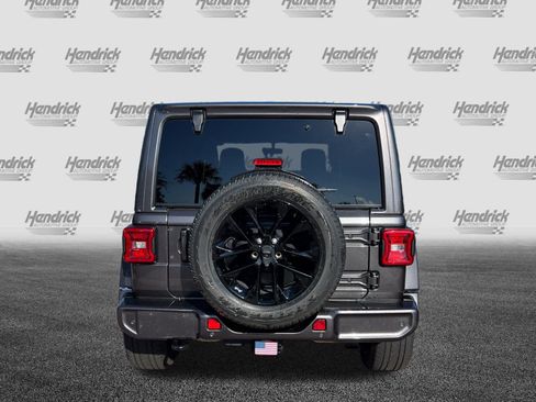 Used 2021 Jeep Wrangler Unlimited Sahara AWD/4WD image 9