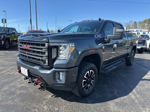 Used 2020 GMC Sierra 2500 AT4 w/ Technology Package AWD/4WD image 7