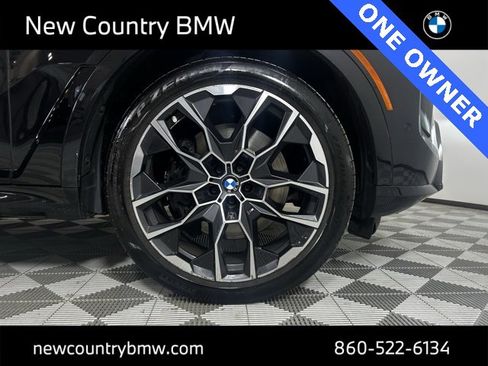 Used 2023 BMW X7 xDrive40i w/ M Sport Package image 9
