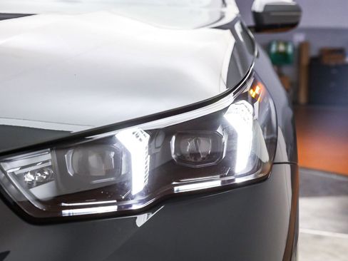 New 2026 BMW 550e xDrive w/ Executive Package image 11