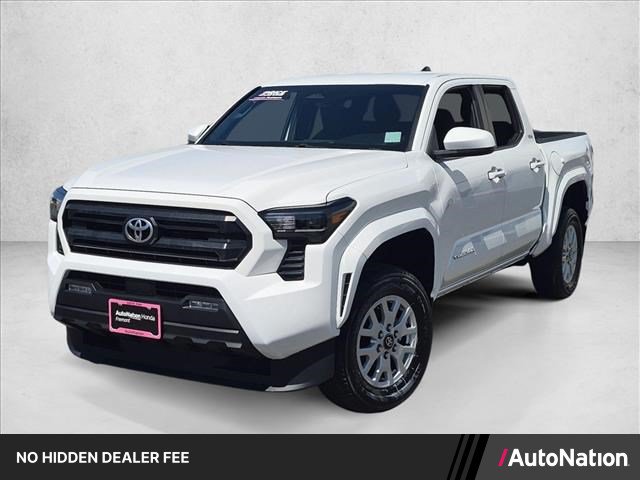 Used 2024 Toyota Tacoma SR5 AWD/4WD image 1