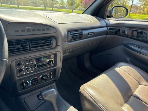 Used 1993 Dodge Intrepid ES image 26