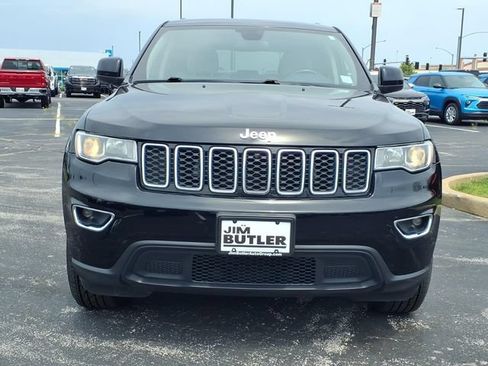 Used 2018 Jeep Grand Cherokee Laredo AWD/4WD image 23