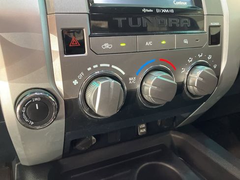 Used 2016 Toyota Tundra SR5 image 18