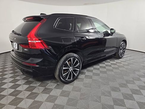 Certified 2023 Volvo XC60 B5 Plus w/ Climate Package image 5