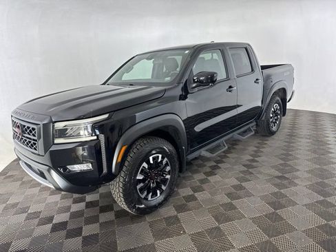 Used 2024 Nissan Frontier PRO-4X w/ Pro Convenience Package AWD/4WD image 3