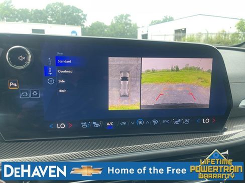 Used 2026 Chevrolet Traverse High Country w/ LPO, Floor Liner Package AWD/4WD image 15