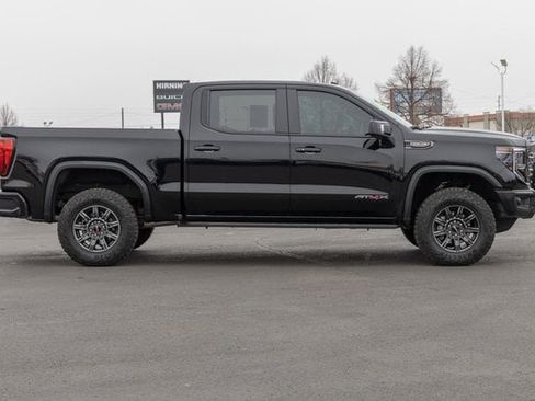 Used 2025 GMC Sierra 1500 AT4X image 5