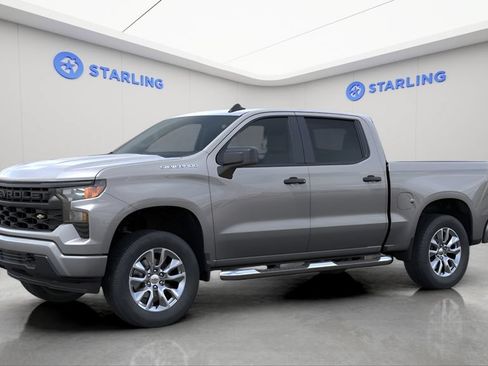 Used 2026 Chevrolet Silverado 1500 Custom RWD image 2