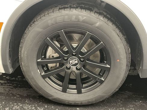 Used 2019 Volkswagen Tiguan SEL Premium R-Line AWD/4WD image 28