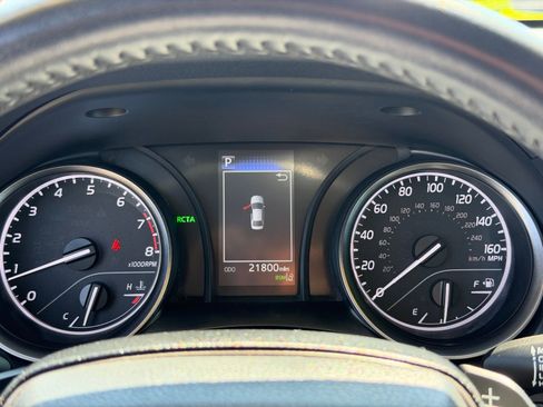 Used 2023 Toyota Camry SE w/ Convenience Package image 19