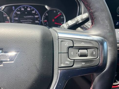 Used 2025 Chevrolet Blazer RS FWD image 21