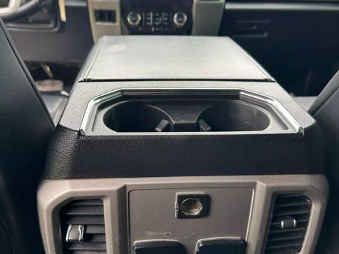 Used 2019 Ford F250 Lariat w/ Lariat Value Package image 30