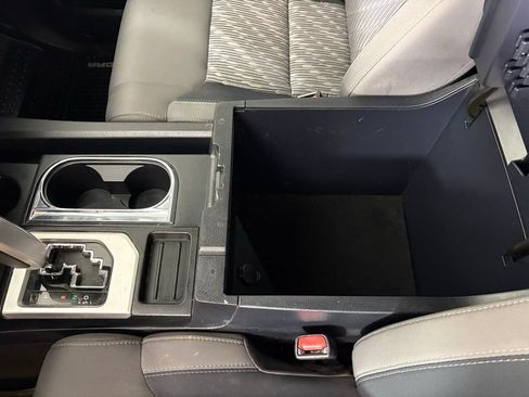 Used 2019 Toyota Tundra SR5 w/ SX Package AWD/4WD image 31