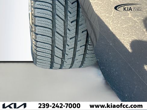 Used 2015 Dodge Challenger R/T Scat Pack w/ Leather Interior Group image 37