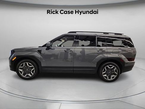 Used 2025 Hyundai Santa Fe SEL w/ Tow & Go Package image 3