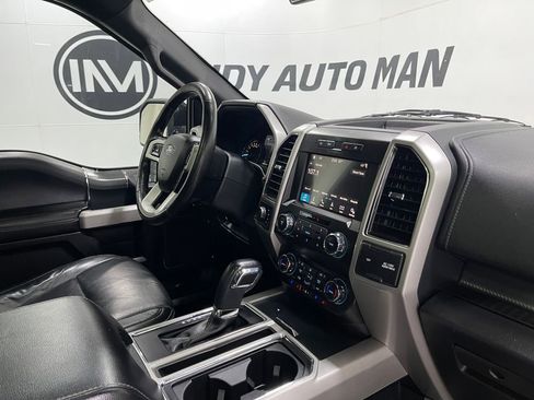Used 2019 Ford F150 Lariat image 21