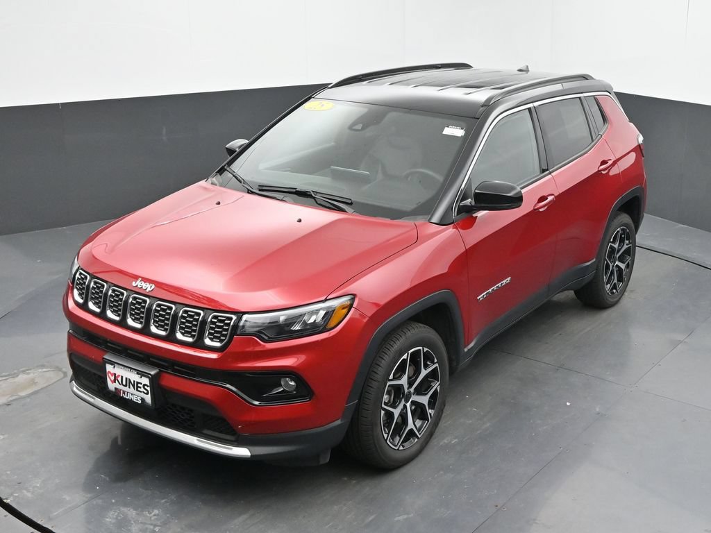 Used 2025 Jeep Compass Limited AWD/4WD image 37