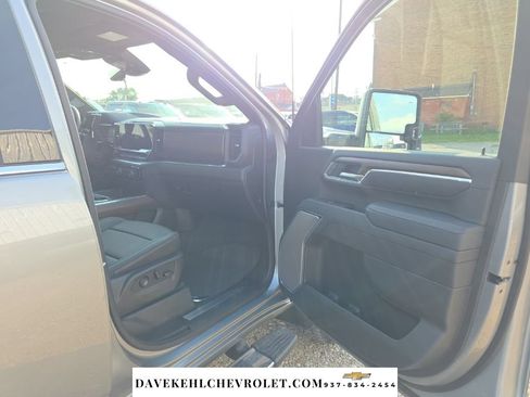 Used 2026 Chevrolet Silverado 2500 High Country w/ High Country Premium Package AWD/4WD image 30