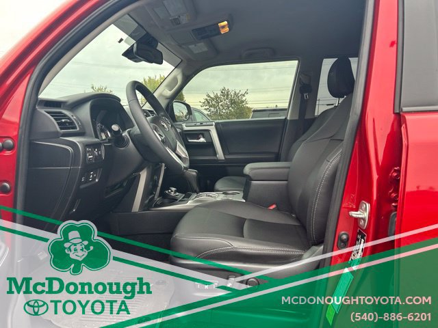 Used 2022 Toyota 4Runner TRD Sport w/ Technology Package AWD/4WD image 11