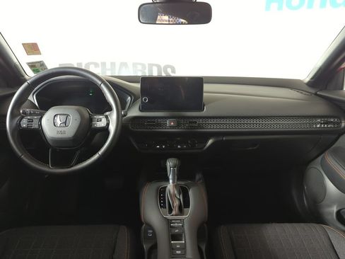 Certified 2026 Honda HR-V Sport image 11
