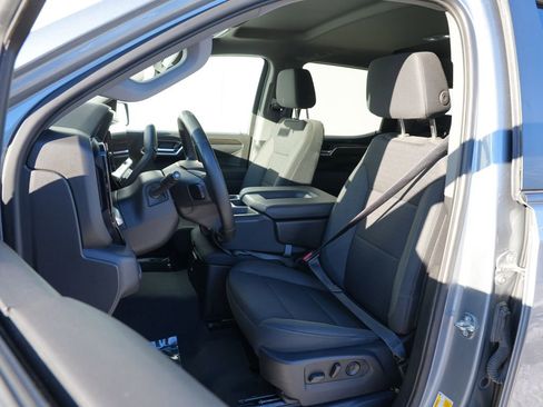 Used 2023 Chevrolet Silverado 1500 LT w/ Convenience Package II image 13