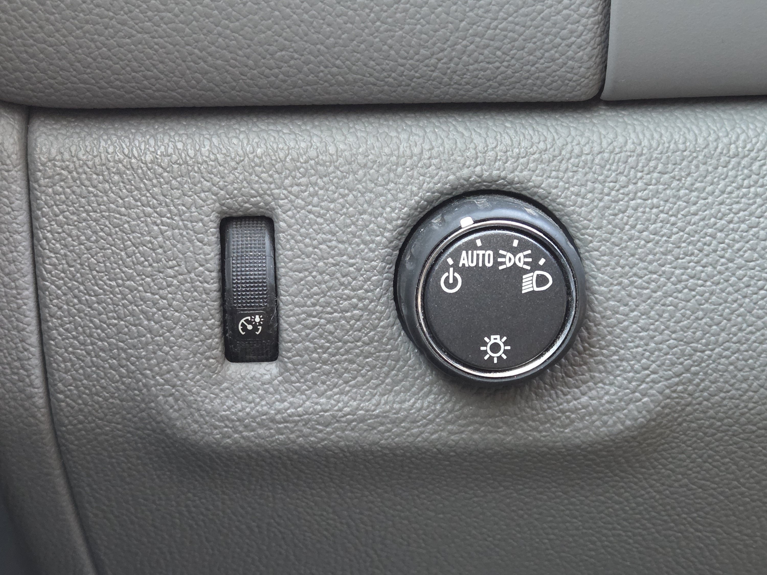 Used 2019 GMC Canyon 2WD Crew Cab w/ Convenience Package image 36