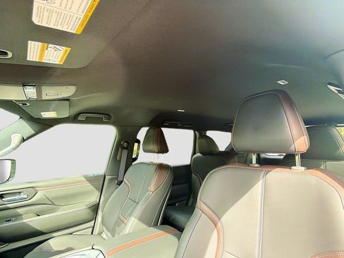 New 2026 Nissan Armada SL w/ Captain's Chari Seat Package RWD image 24