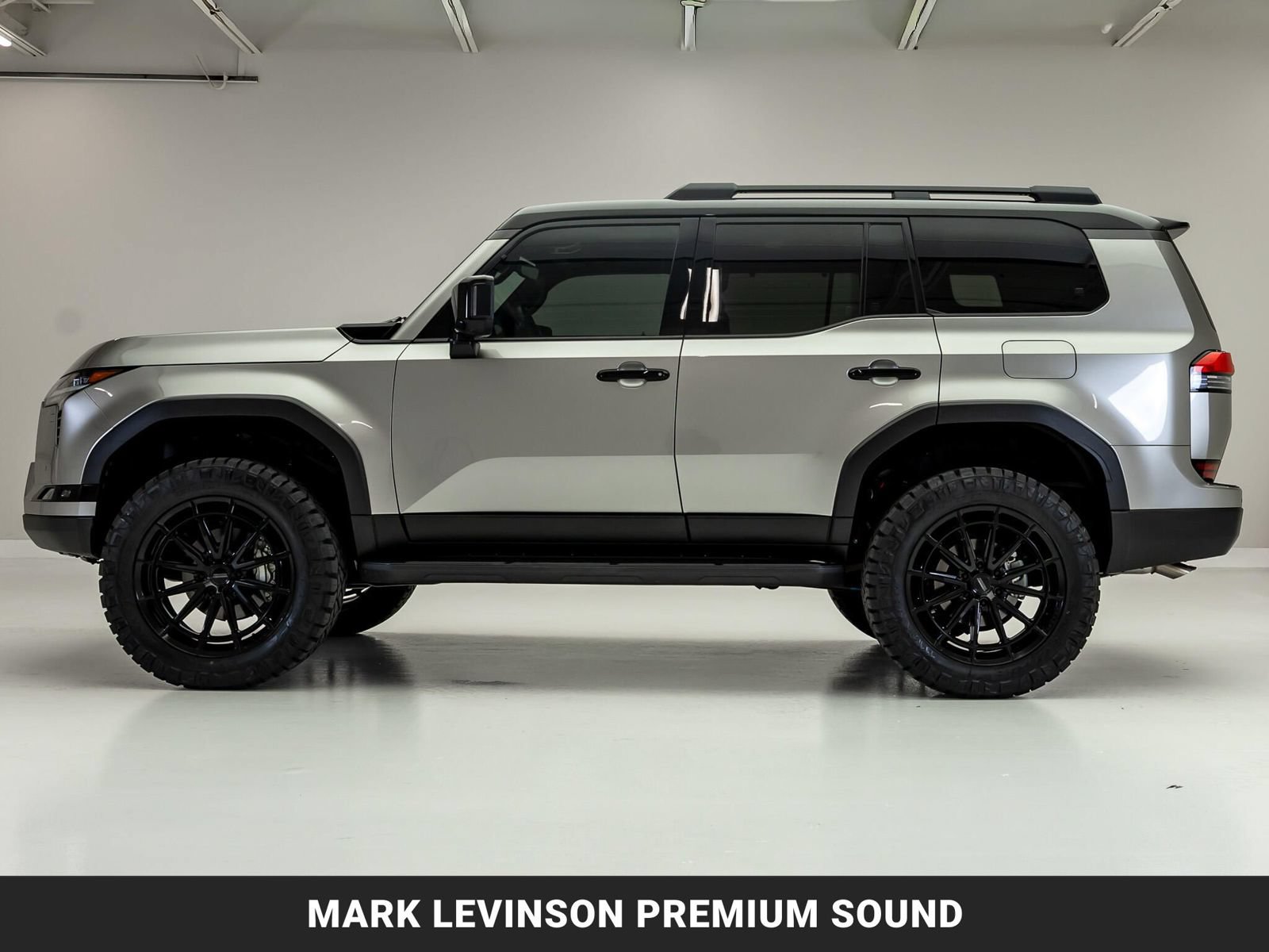 Used 2026 Lexus GX 550 AWD/4WD image 6