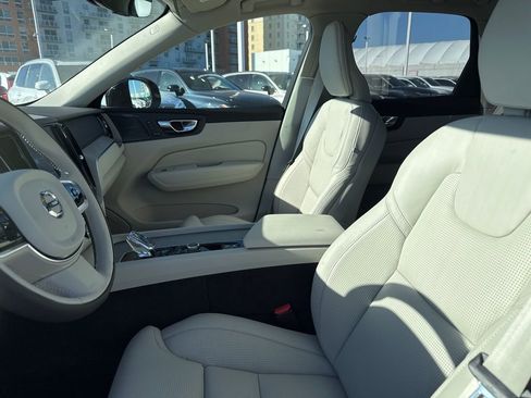 New 2025 Volvo XC60 T8 Ultra w/ Protection Package Premier image 20