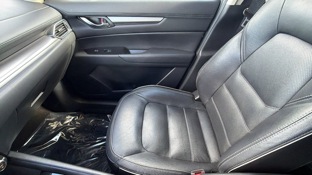 Used 2025 MAZDA CX-5 AWD 2.5 S w/ Preferred Package image 12