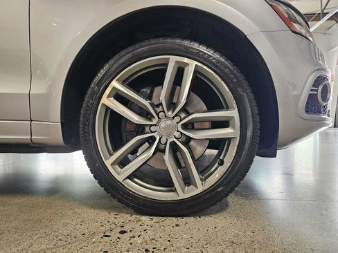 Used 2015 Audi SQ5 Premium Plus w/ Technology Package AWD/4WD image 9