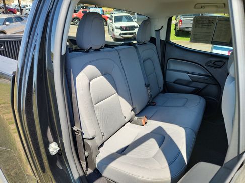 Used 2020 Chevrolet Colorado W/T w/ WT Convenience Package AWD/4WD image 27