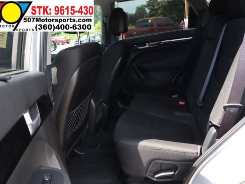 Used 2015 Kia Sorento LX AWD/4WD image 14