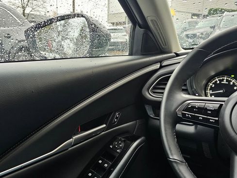 Certified 2025 MAZDA CX-30 AWD 2.5 S w/ Select Sport Pkg image 32