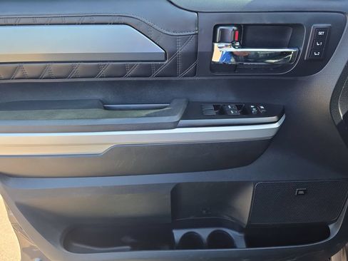 Used 2015 Toyota Tundra Platinum AWD/4WD image 15