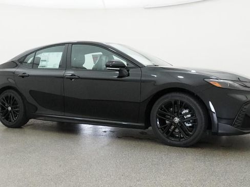 New 2026 Toyota Camry SE w/ Convenience Package FWD image 28