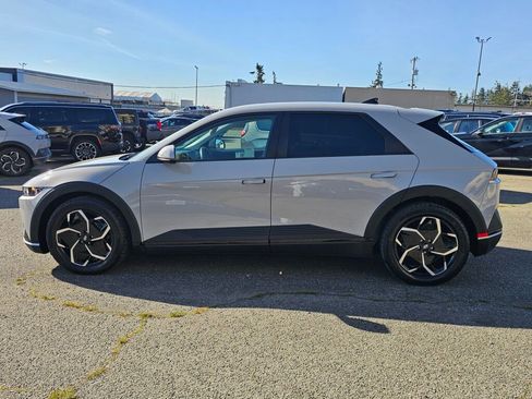 Used 2024 Hyundai Ioniq 5 SEL image 4